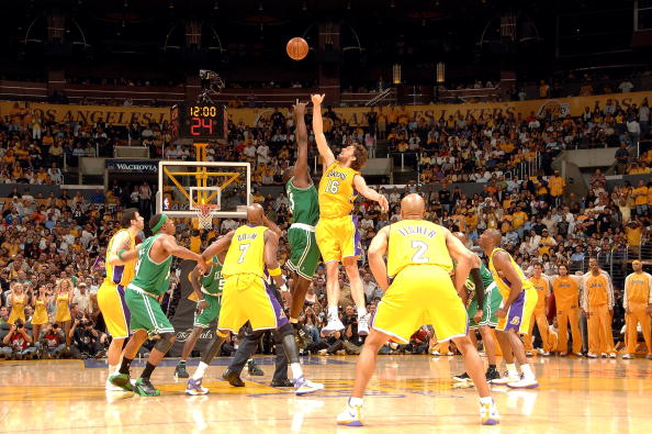 体育2023年02月09日《体育新闻》完整版